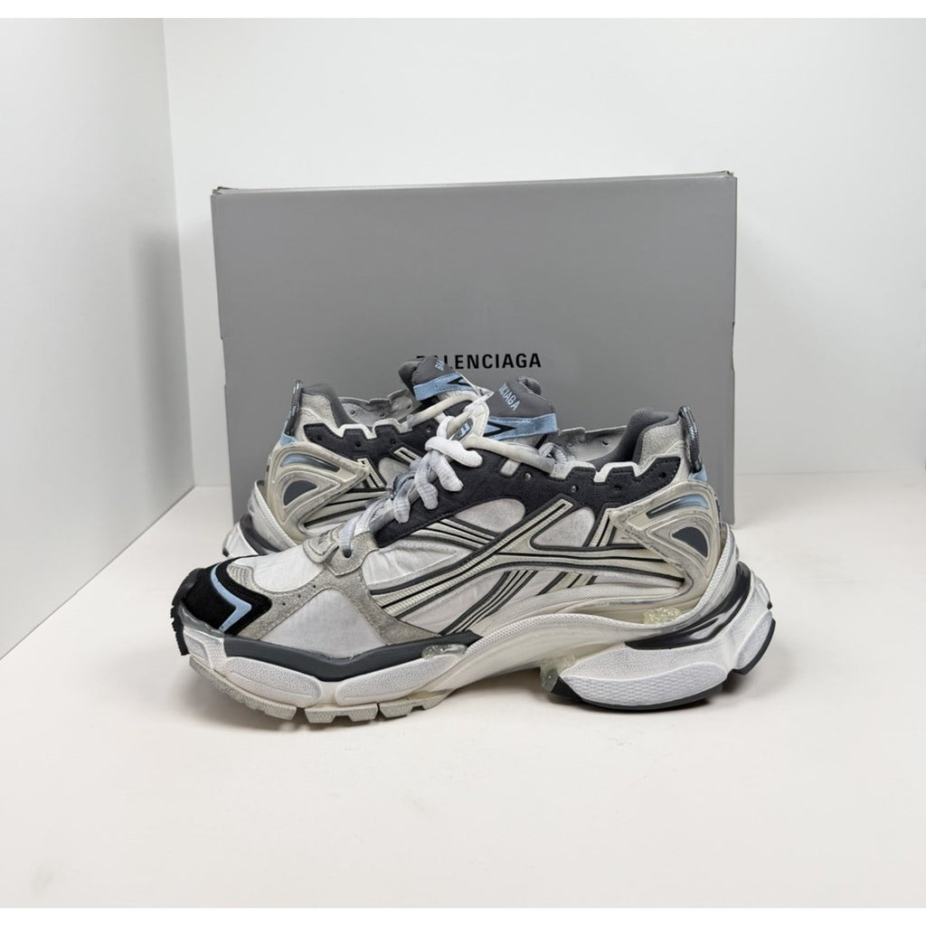 Size 43EU/10US - Balenciaga Runner Distressed NEW