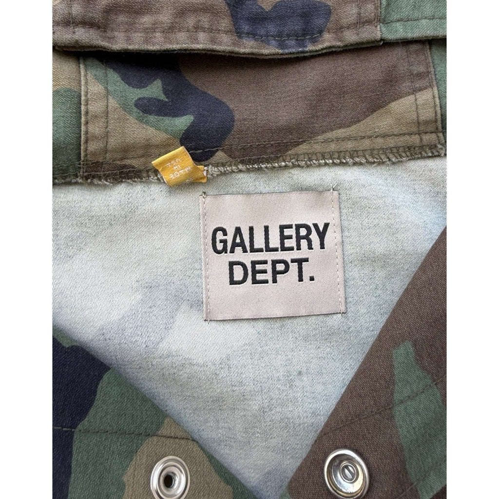 Size M - Gallery Dept. Riley Anorak Military Green Jacket