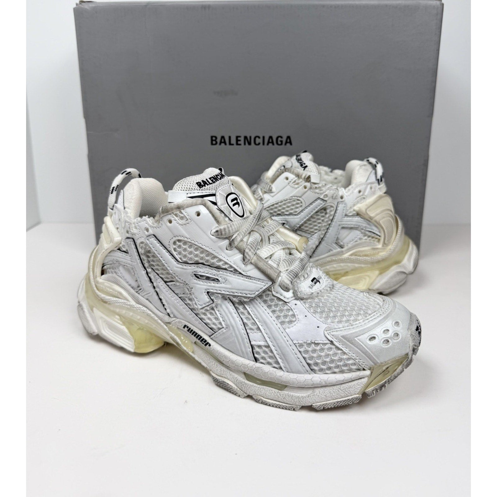 Size 34EU/4W - Balenciaga Runner White Distressed NEW