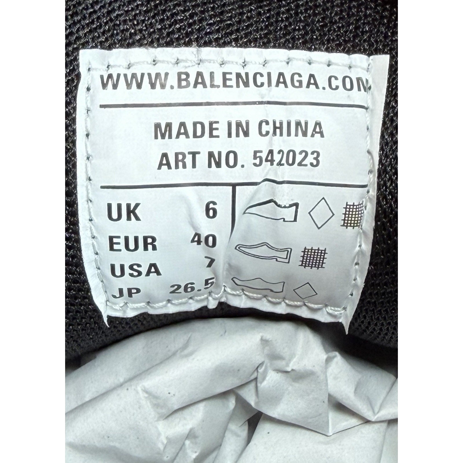 Size 40EU/7US - Balenciaga Track Black Red NEW
