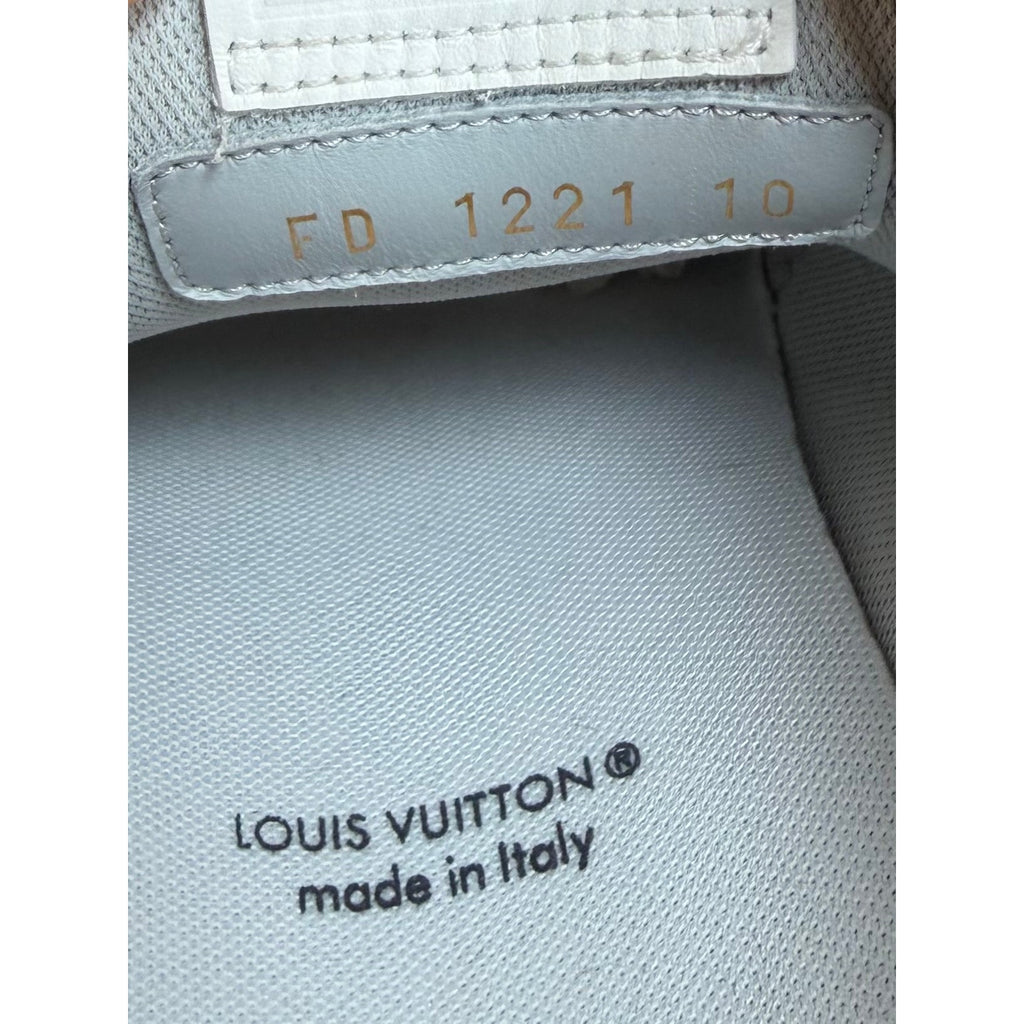 Size 10LV/11US - Louis Vuttton Signature White NEW!