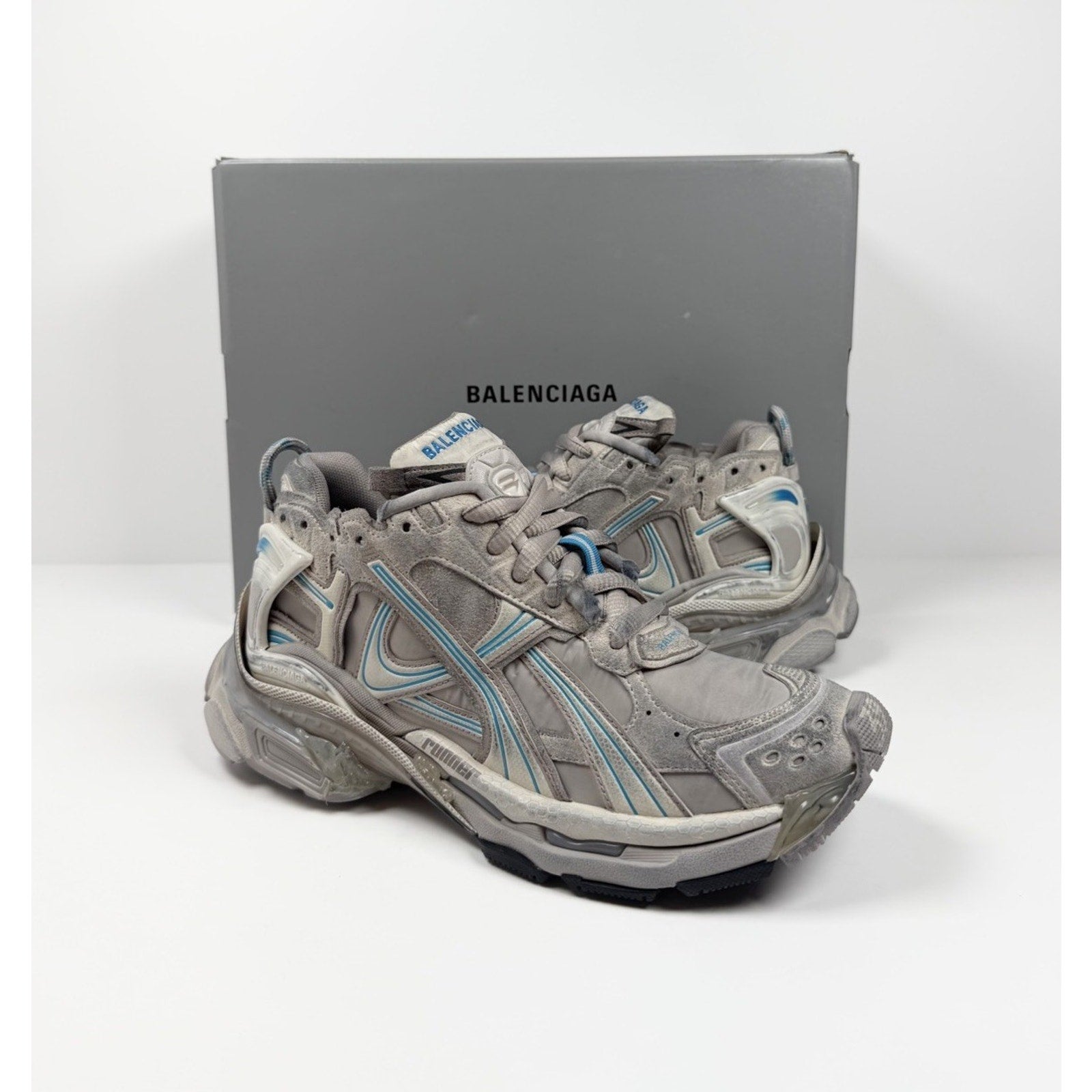 Size 39EU/9W - Balenciaga Runner Womens  NEW