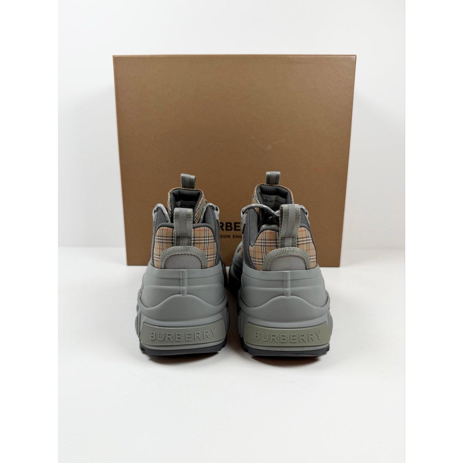 Size 42EU/9US - Burberry Arthur Grey Check Sneakers
