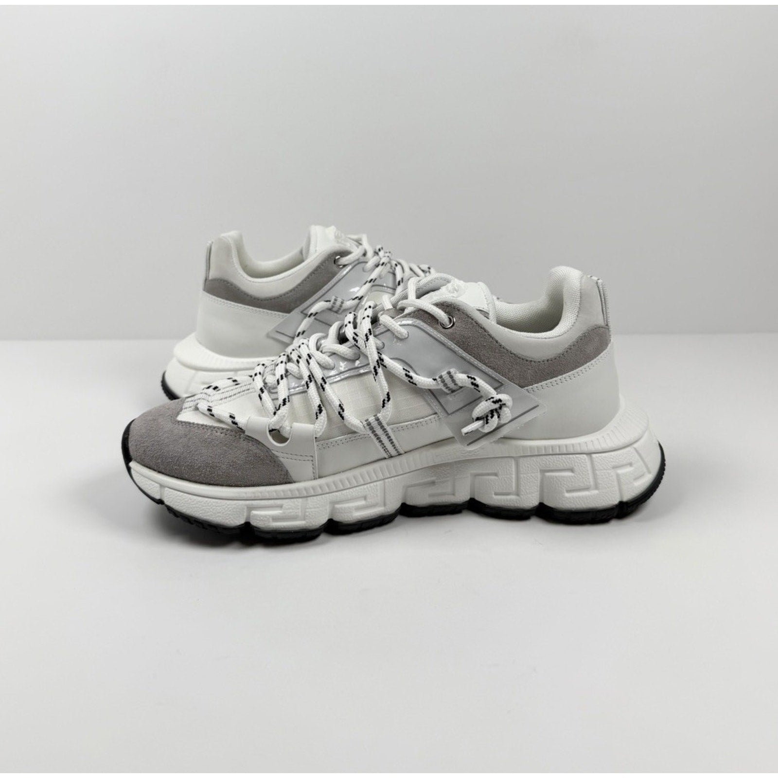 Size 40EU/7US - Versace Trigreca White Sneakers NEW!