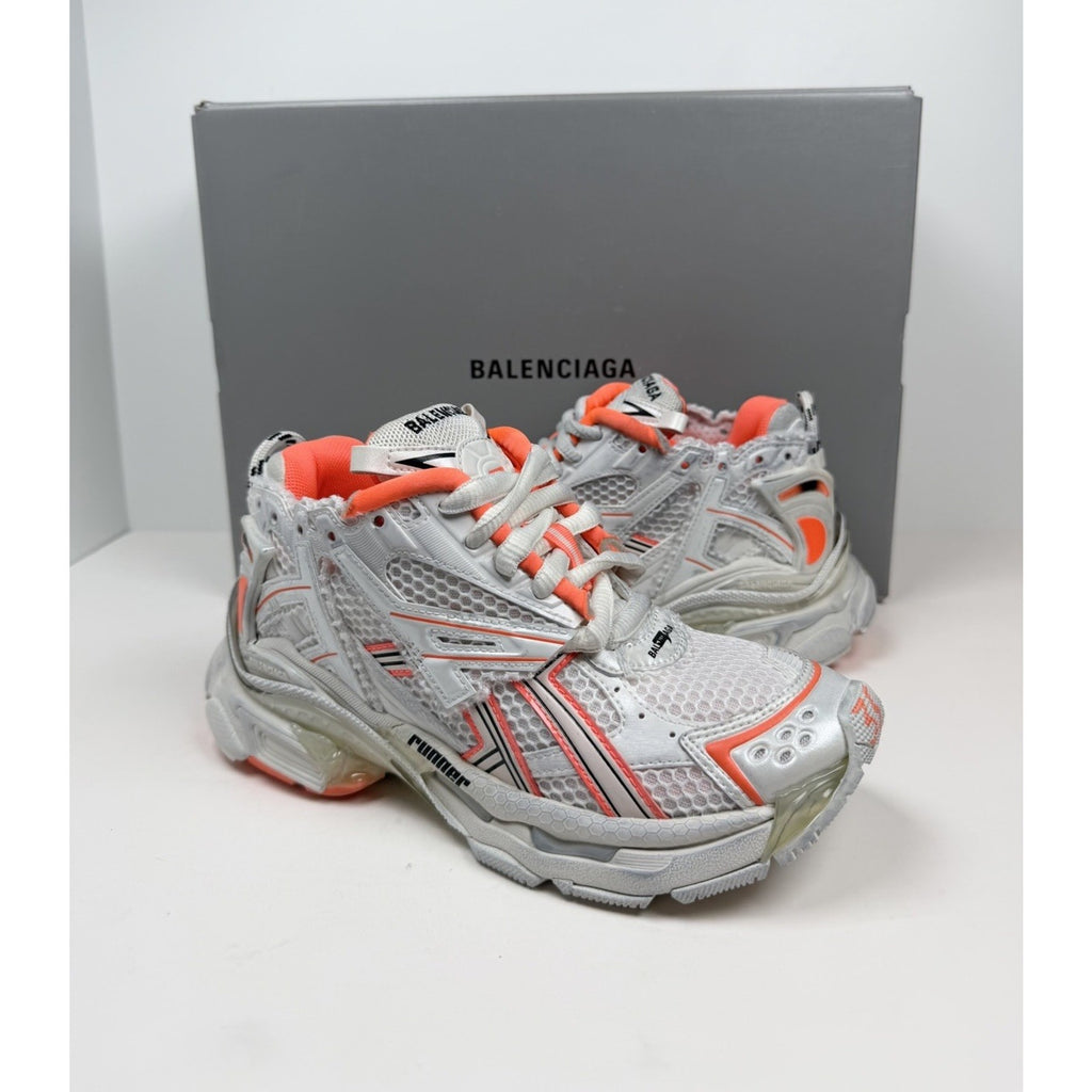 Size 35EU/5W - Balenciaga Runner Sneakers NEW