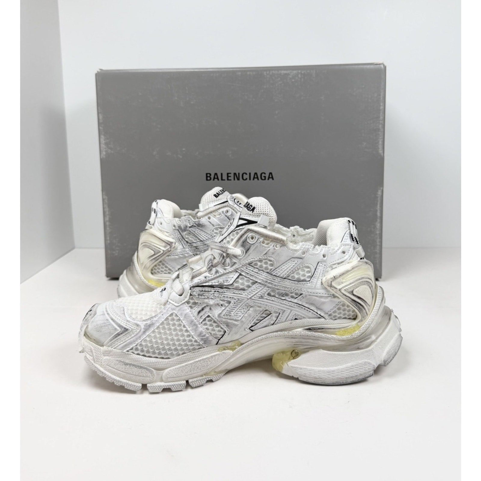 Size 36EU/6W - Balenciaga Runner Kith Distressed Sneakers NEW