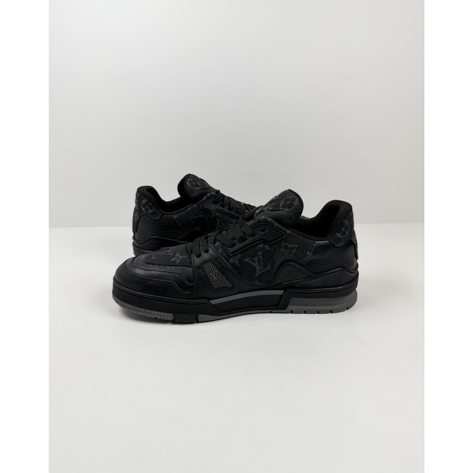 Size 7LV/8US - Louis Vuitton x Nigo Denim Trainer