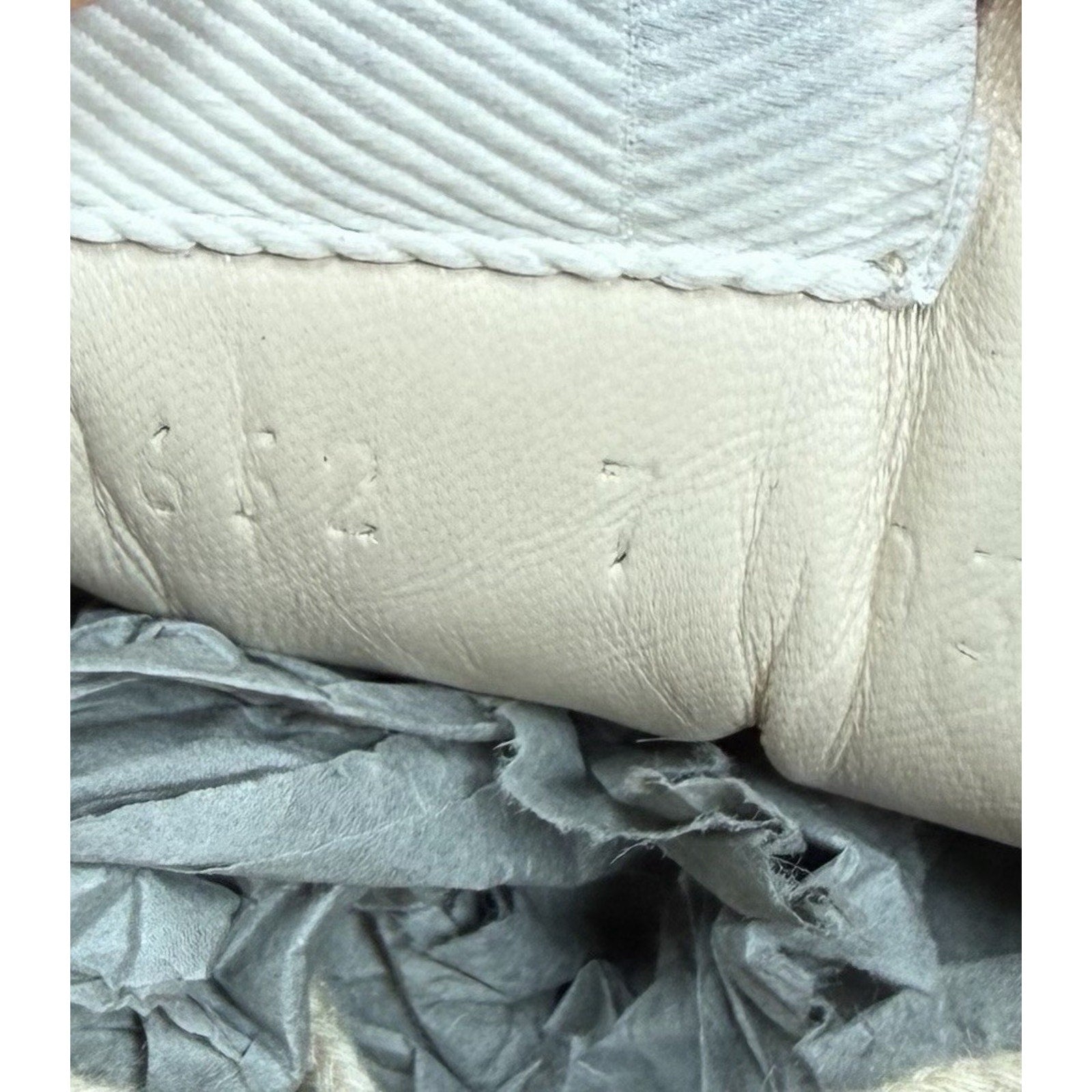 Size 7.5US - Gucci Rython Ivory Leather Hawaii